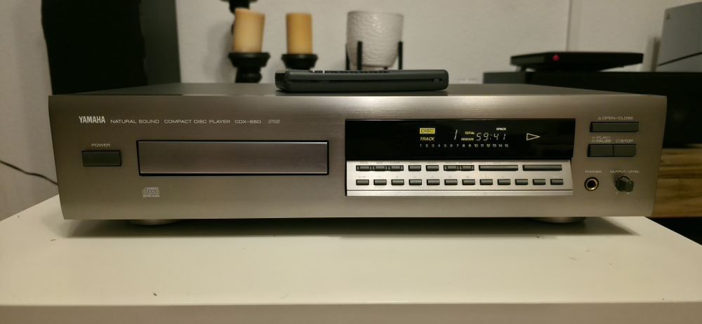 Yamaha CDX 860 cd player