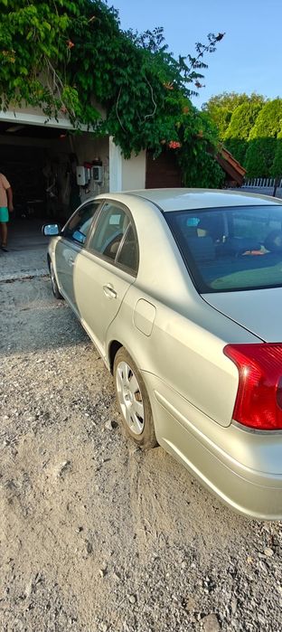 Toyota Avensis t25 D4D 2.2