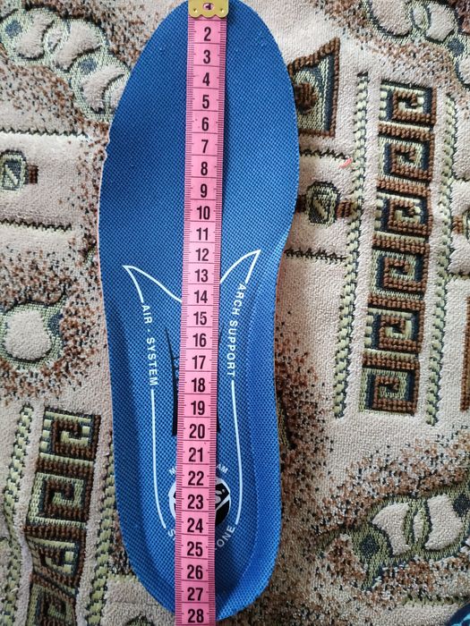 Продам новые профполусапоги (берцы)