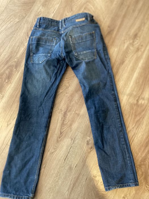 Sprzedam jeansy marki house rozm 30/34