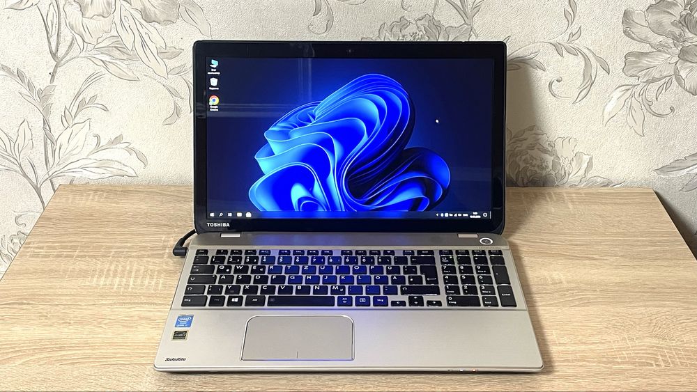 Ноутбук Toshiba Satellite P50 | Core i7 | 16GB RAM | Harman/Kardon | HDD 320GB