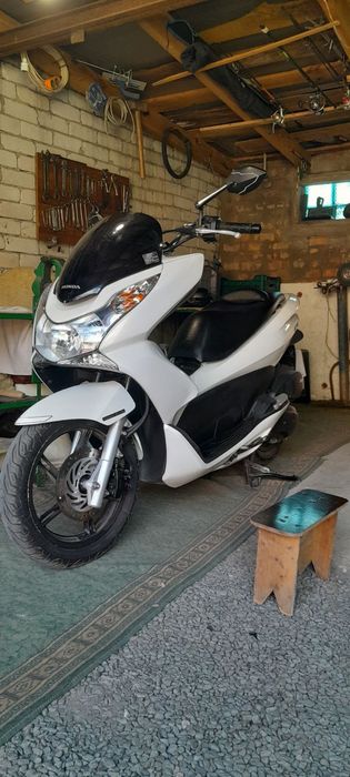 Продам Honda PCX 125