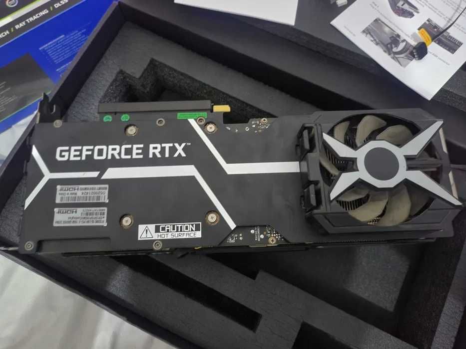Placa Gráfica Nvidia Geforce RTX 3080 de 10Gb 4 Fan da KFA Leds RGB!