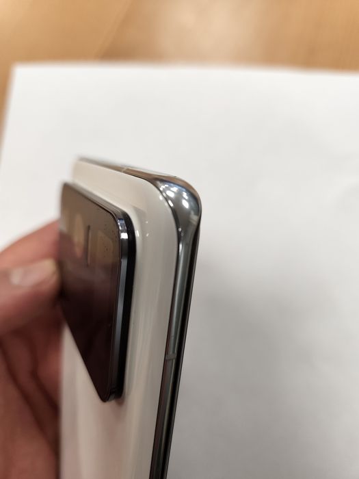 Xiaomi  11 Ultra під відновлення або запчастини ( "відпала" память і проц)