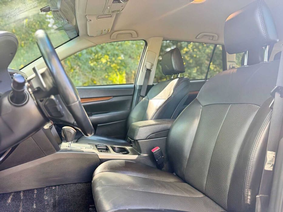 Subaru Outback Limited      2013