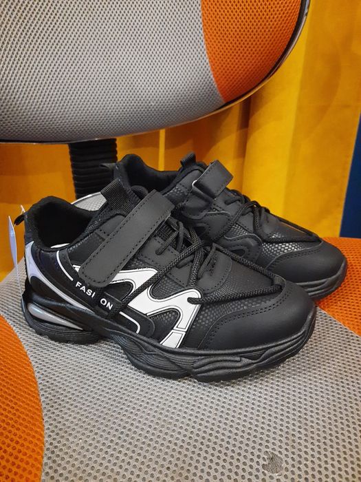 Кросівки дитячі 36р