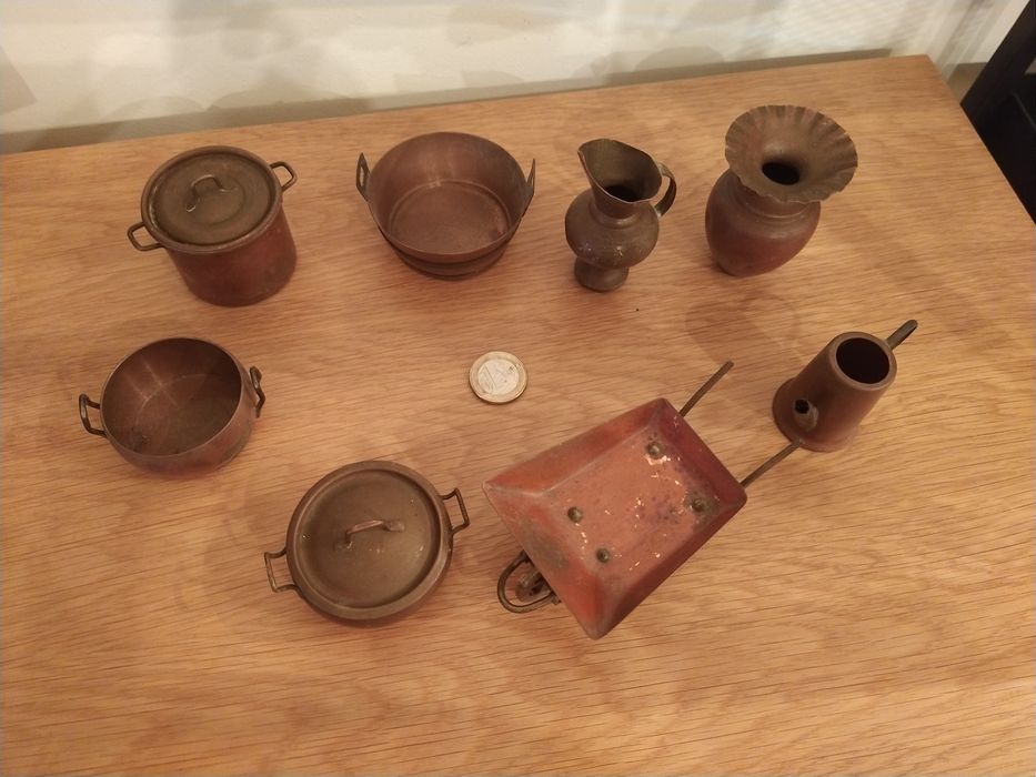 Conjunto de 8 miniaturas em cobre/latão
