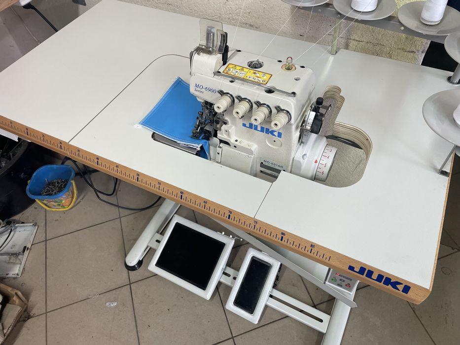 Owerlok  pięcionitkowy JUKI MO6916 R  tapicerka