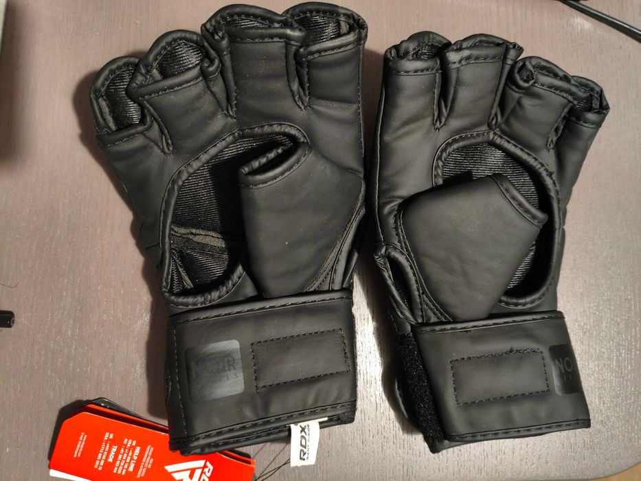 Rękawice grapplingowe RDX F15 czarne matowe