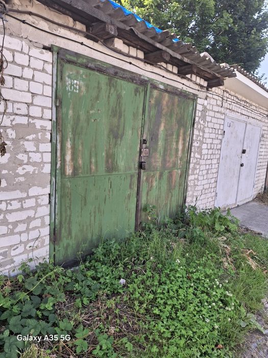 Гараж продати в р-н ,,Лубчица"