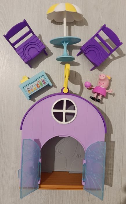 Набір PeppaPig  F4387 Пеппа в магазині морозива