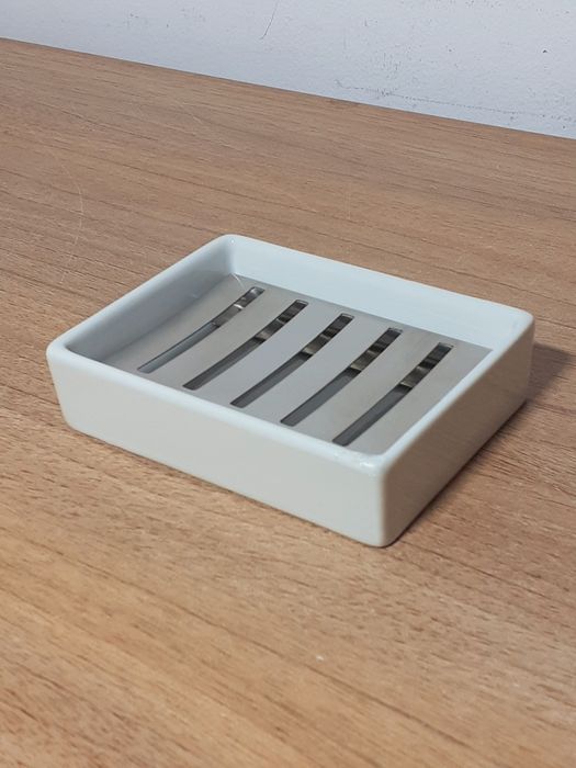 Ceramiczna mydelniczka stal nierdzewna