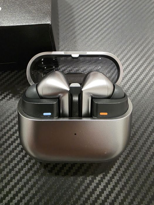 Samsung Galaxy Buds 3 Pro Originais – Como Novos C/ Caixa e Acessórios