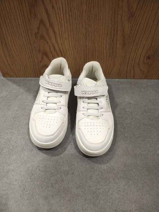 Sprzedam adidasy kappa rozmiar 32  stan bdb