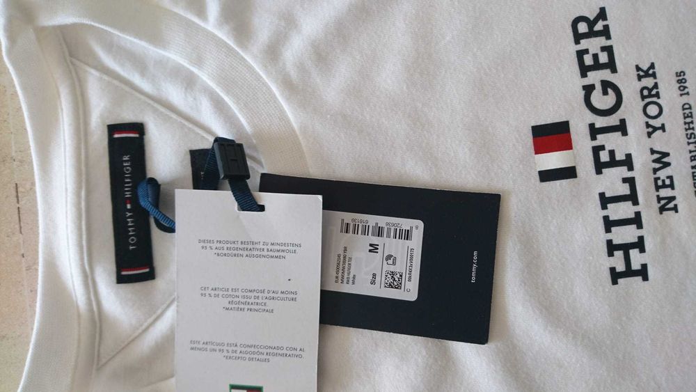 Tommy Hilfiger - T-Shirt (NOVA)