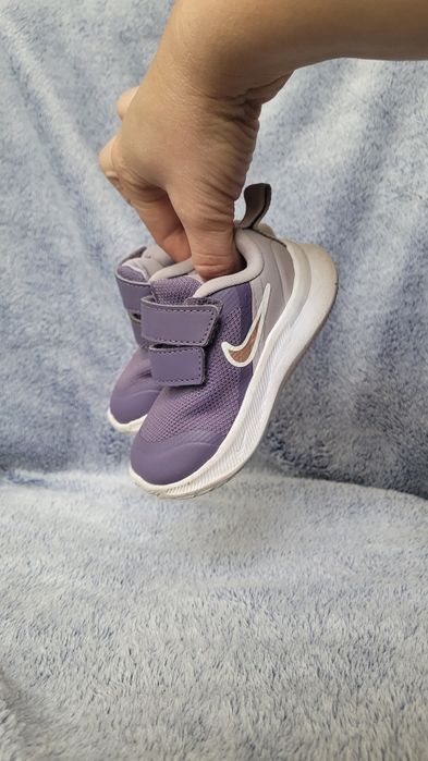 Дитячі фірмові кросівки