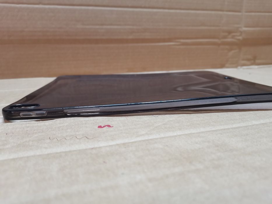Etui z miękkiego plastiku dla iPad Pro 12,9" (2018)