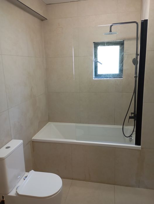 Pedreiro ,trolha,pichileiro,Pladur,instalação vinílico ,biscates