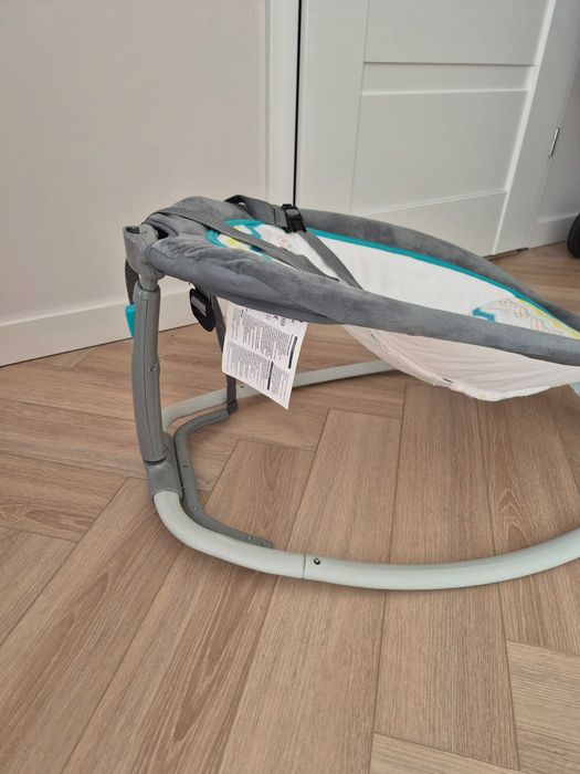 Дитяча колиска..