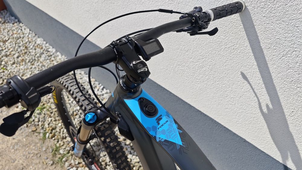 Rower elektryczny Focus Sam 2 Pro w rozmiarze L/XL 756wh