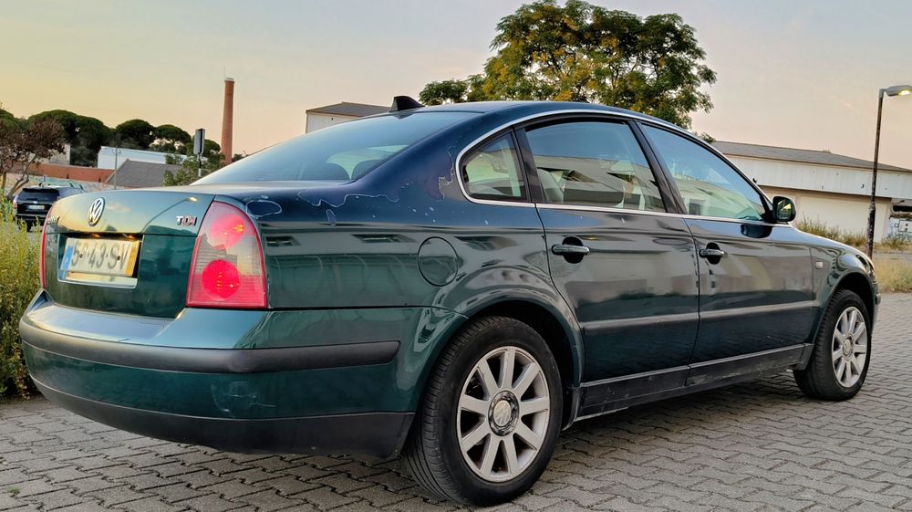 Volkswagen Passat 1.9 TDI PD130 — photo 4