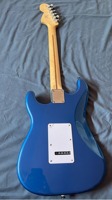 Fender Squier Lake Placid Blue