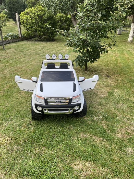 Fort Ranger auto na alumulator