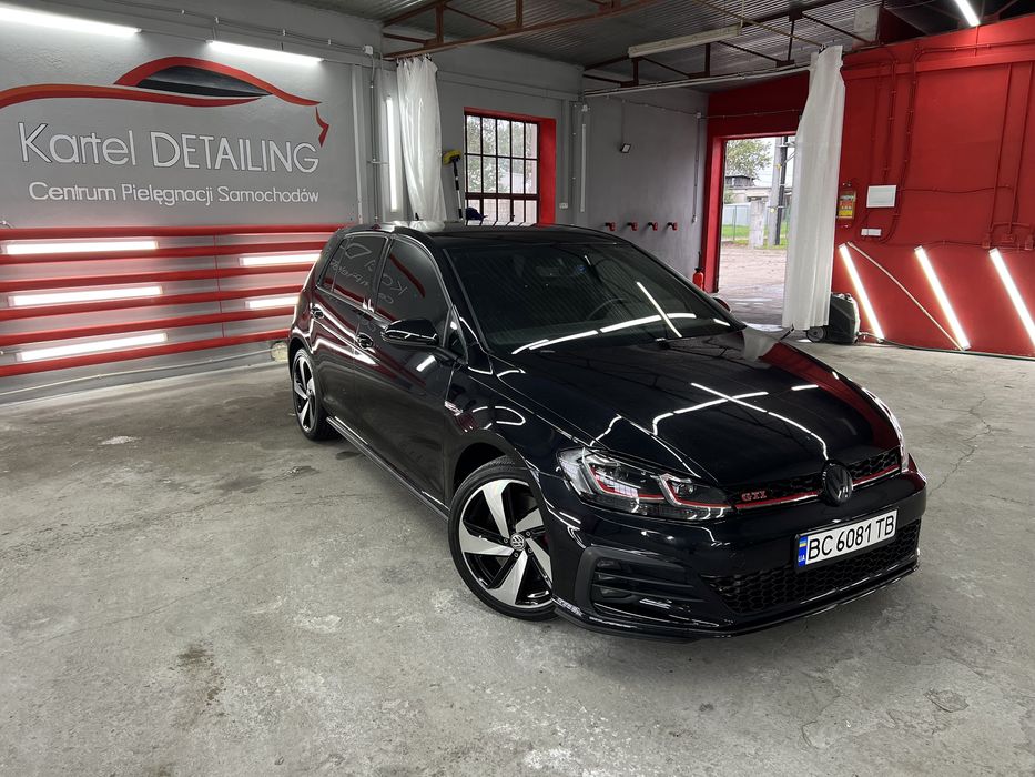 Продам Volkswagen Golf GTI. 2.0 TSI.2021г.28000$