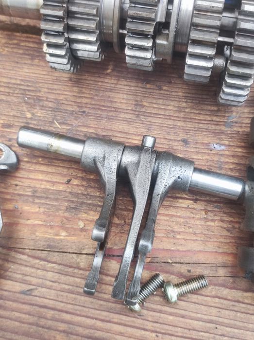 Skrzynia biegów kompletna SYM Husky 125 4T – oryginał, komplet