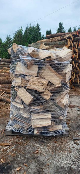 Drewno Dąb Grab Brzoza kominkowe drzewo opałowe suche świeże układane