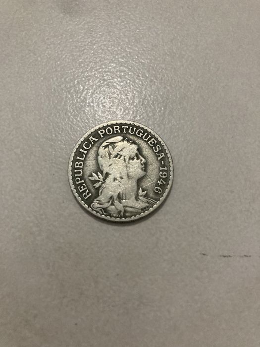 Moeda de 1 ESCUDO de 1946