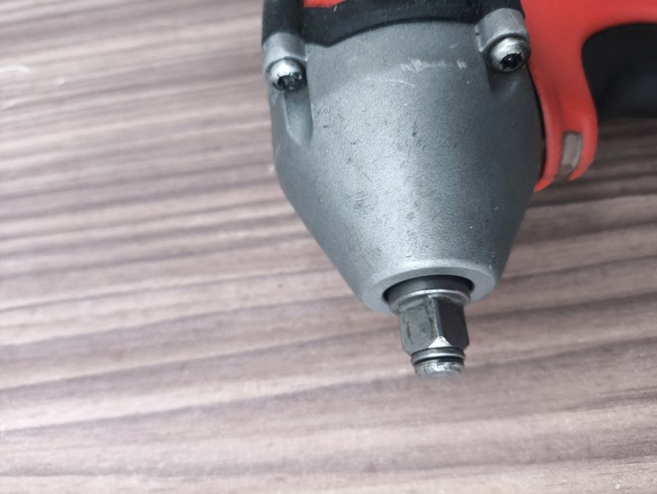 Milwaukee 2658 гайковерт 3/8 дюйма