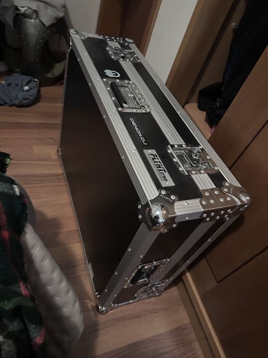 Denon DJ Prime 4 + plus. NOVA