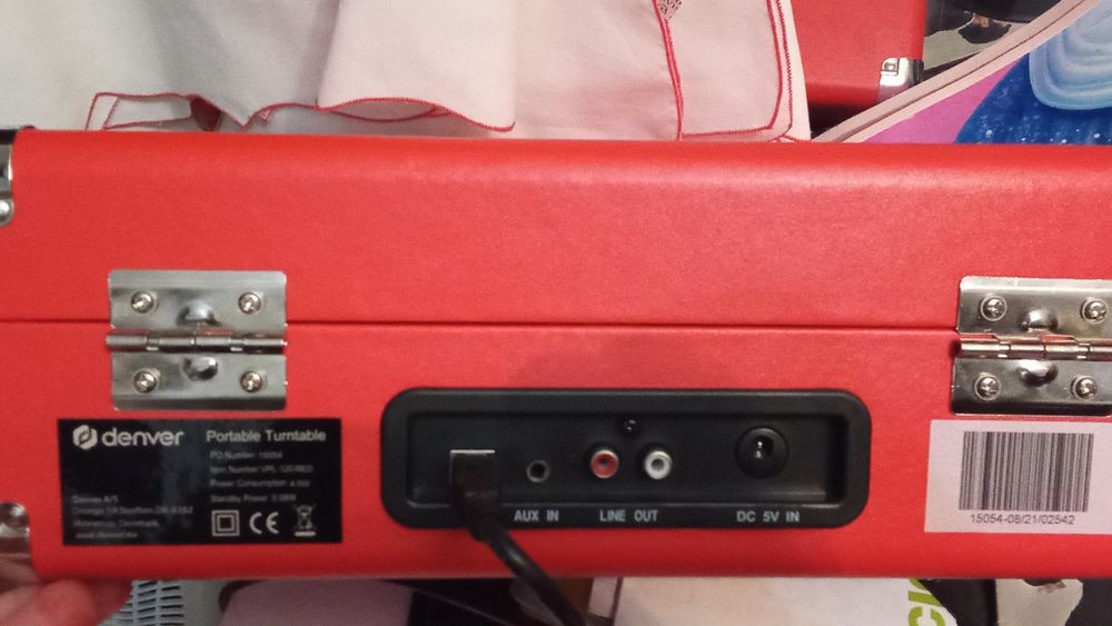 GIRADISCOS Eléctrico. Novo. Com 8 Fotos