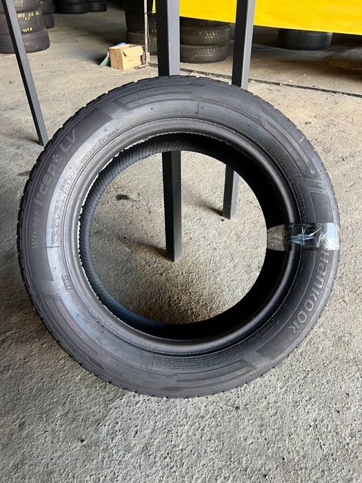 Розпаровка 225/55 r17c Hankook winter i*cept LV 2022р (463)