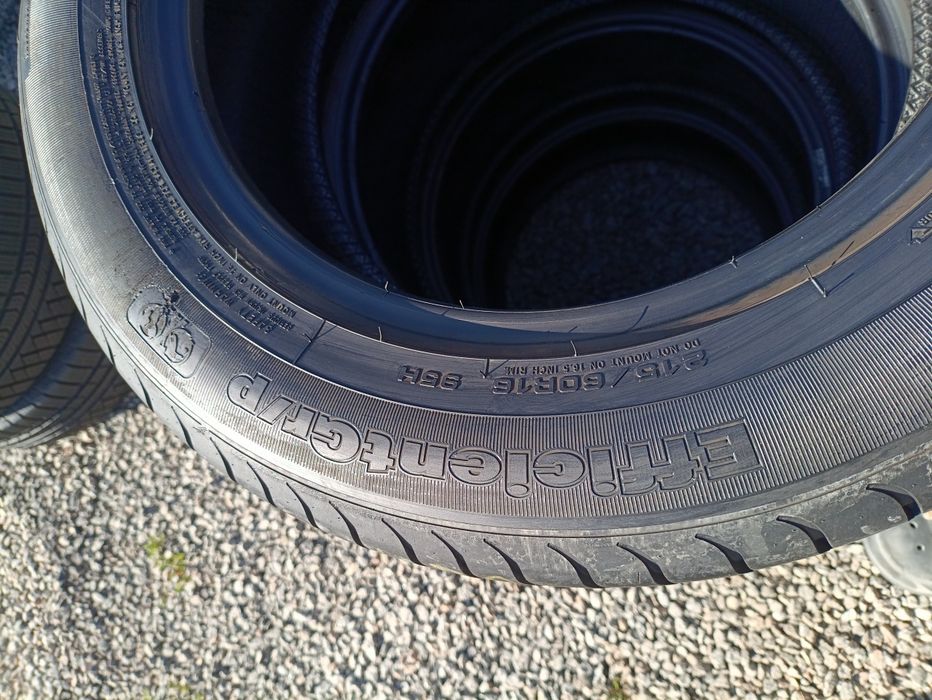 Комплект 215 60 16 95H Goodyear EfficientGrip