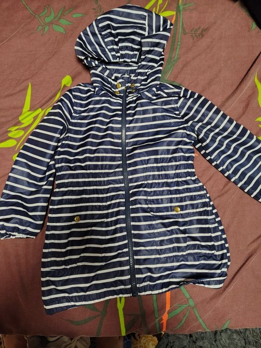 Куртка для дівчинки 110-122 см