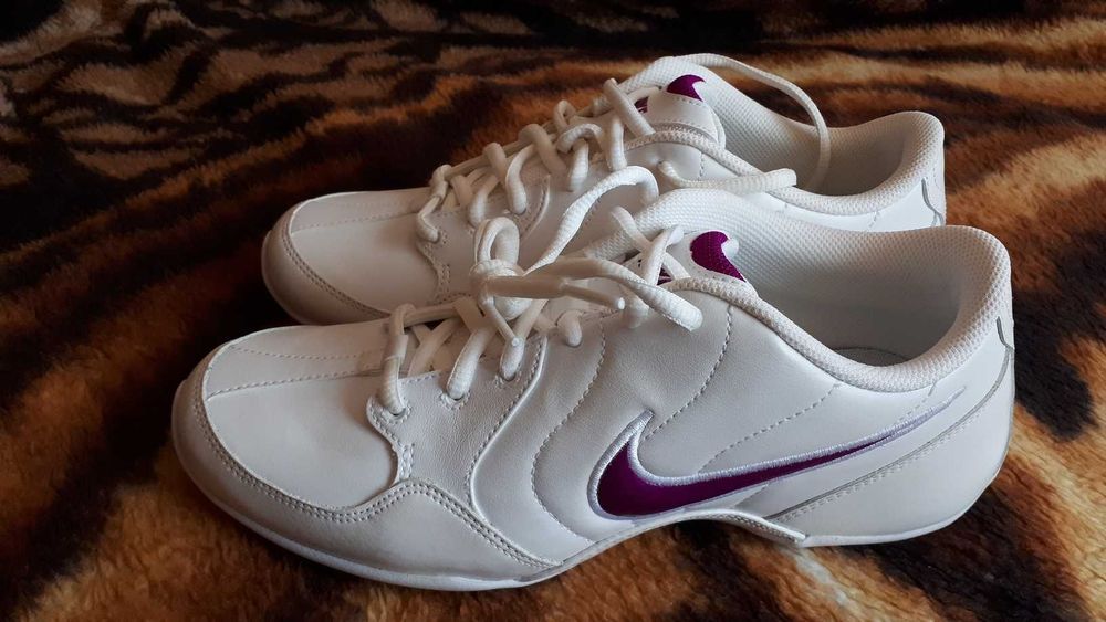 Nike Musique rozmiar 39