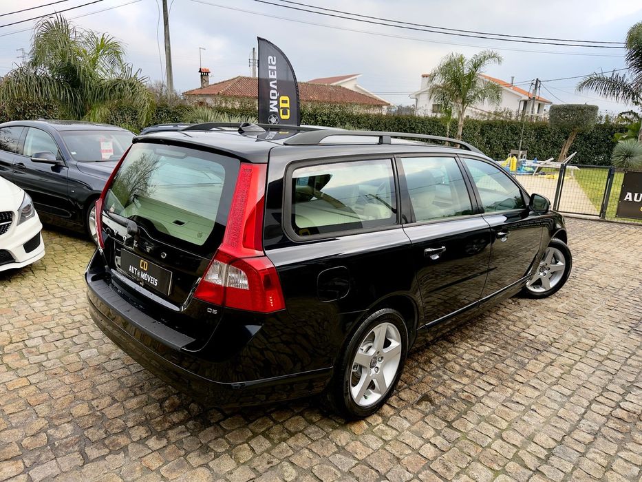 Volvo V70 2.4 D5 Momentum