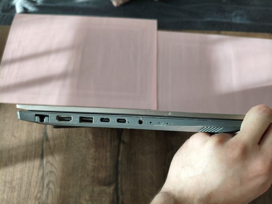 Laptop Lenovo ThinkBook i5-1035G1 16GB ram SSD m2 bardzo ładny