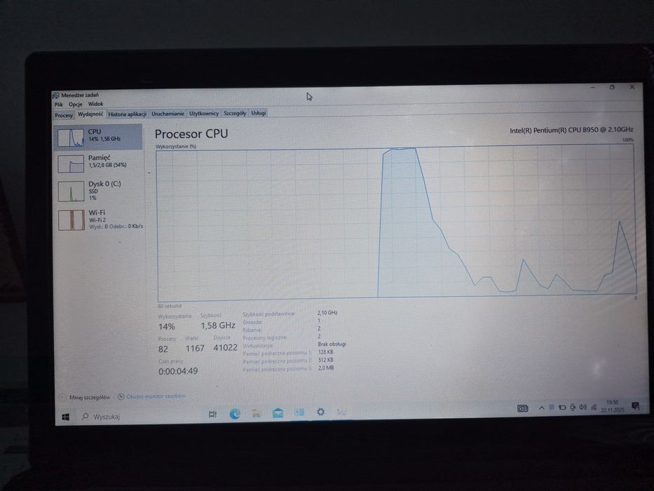 ASUS x53e stan okej