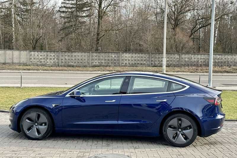 Tesla Model 3 2018