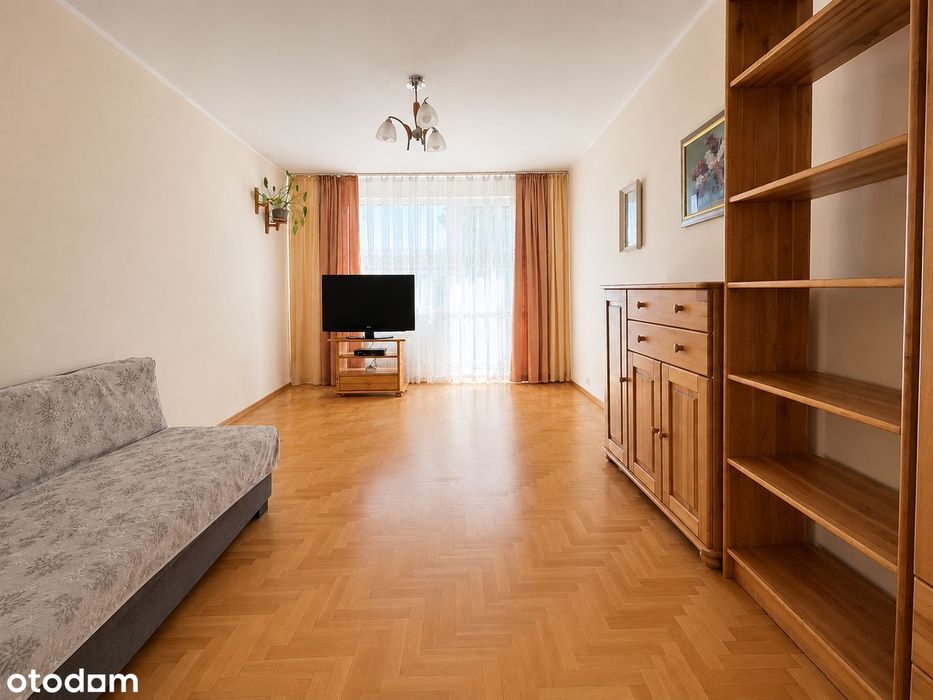 Zadbane 2 pokoje | Balkon | Parkiet | Puławy, ul. Kochanowskiego