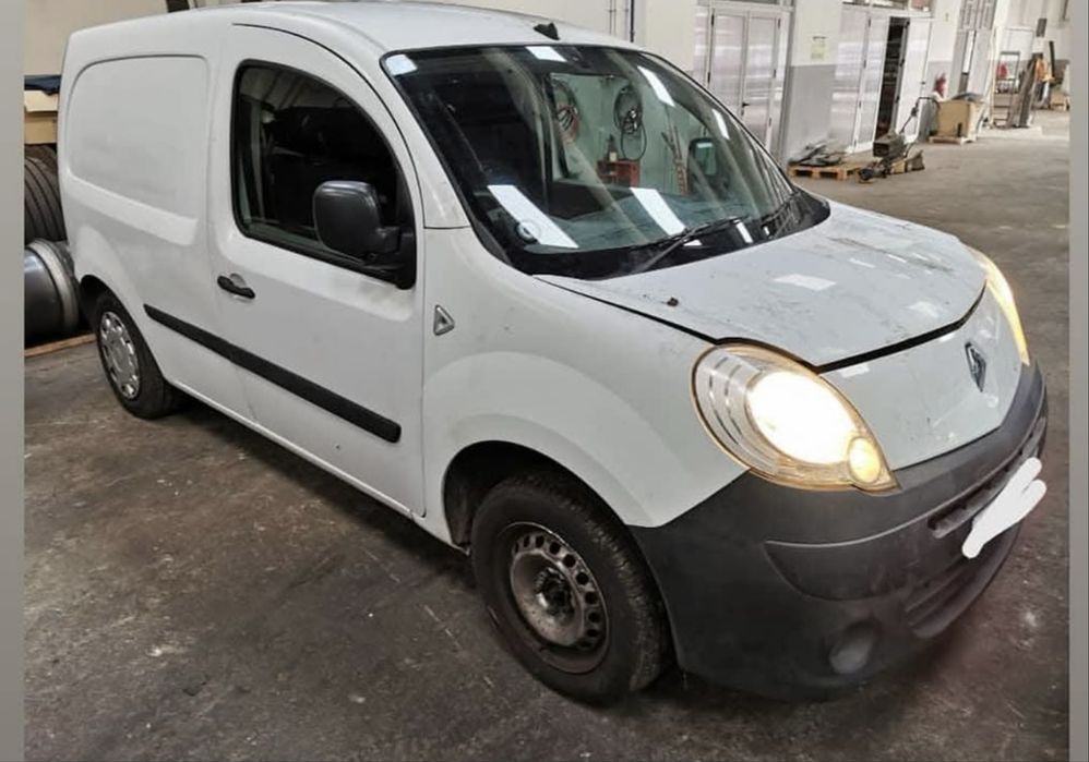 VENDO PEÇAS - Renault kangoo 1.5 dci