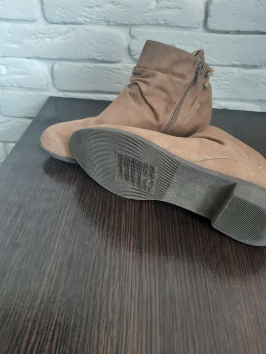 Укороченые сапожки от h&m