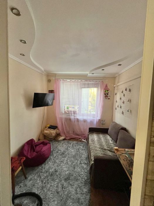 Продам кімнату  у гуртожитку