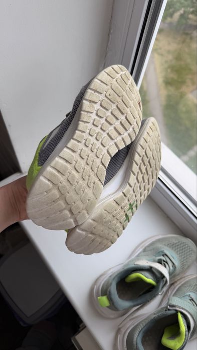Кроссовки adidas 34 и 35 р
