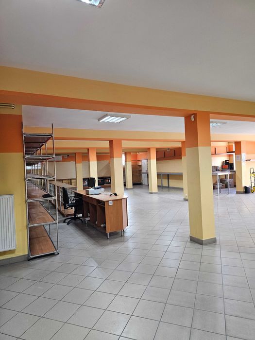 Lokal 210m2 Tanio