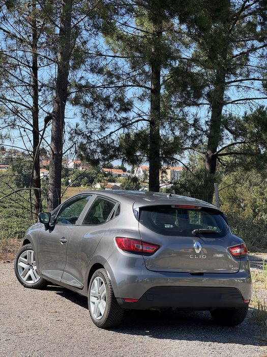 Renault Clio — fotografia 2