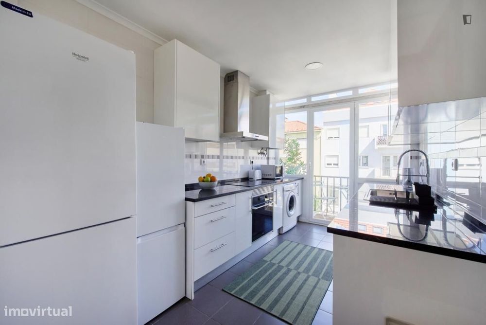 Quarto - localizado em Alvalade Lisbon